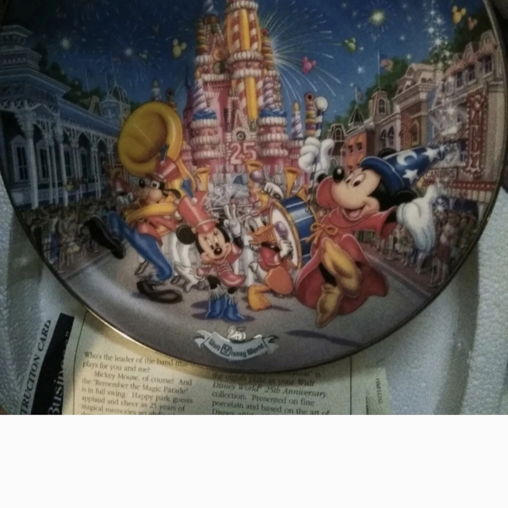 Disney Magical Celebration Plate Mickey Bradford Exchange 25th
